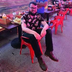 Meet your Posher, Michael